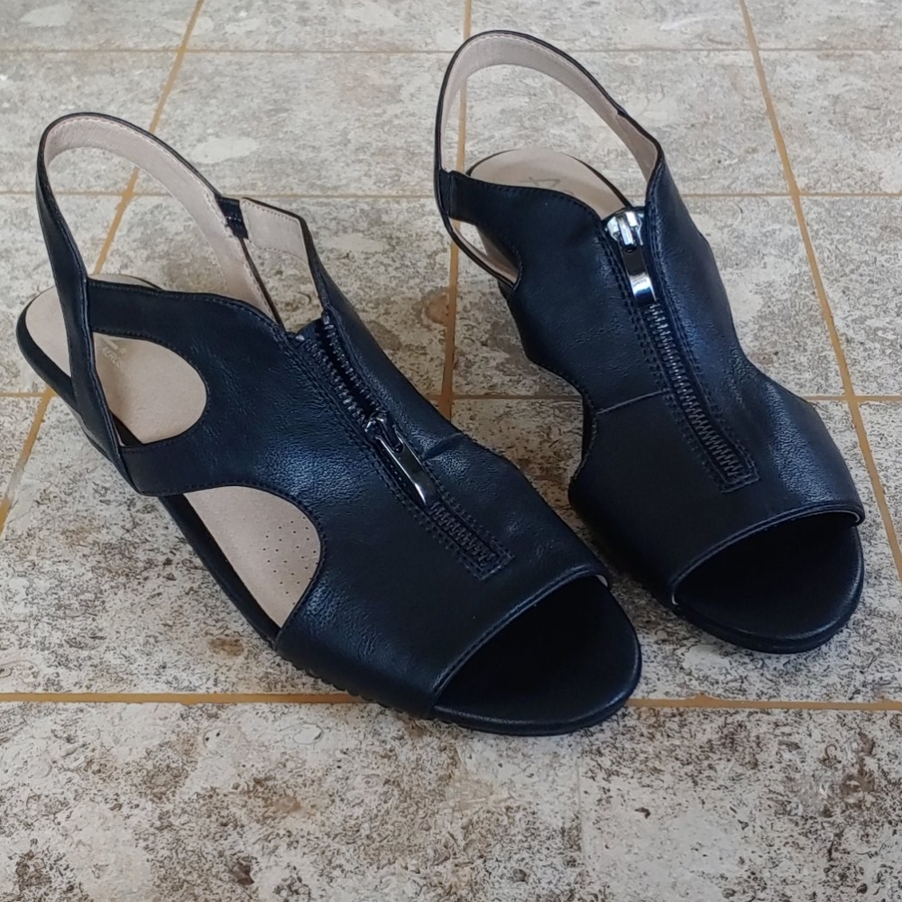 Aerosoles A2 heel rest sandals